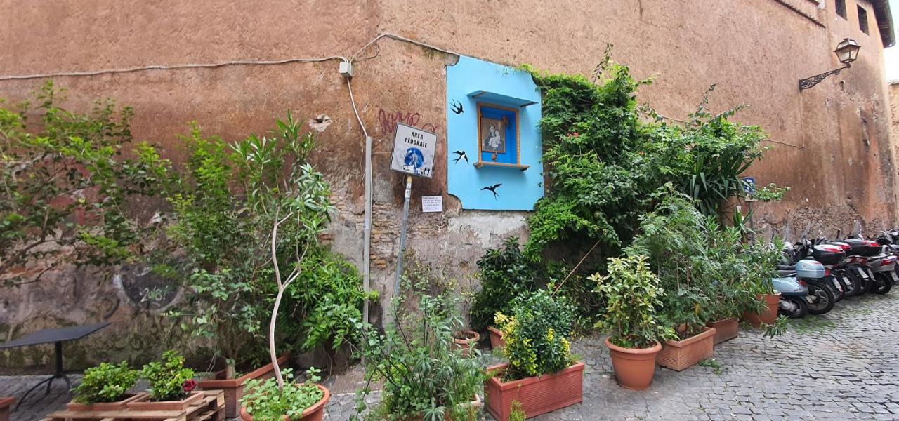 Enchanting Loft In Trastevere Рим Экстерьер фото